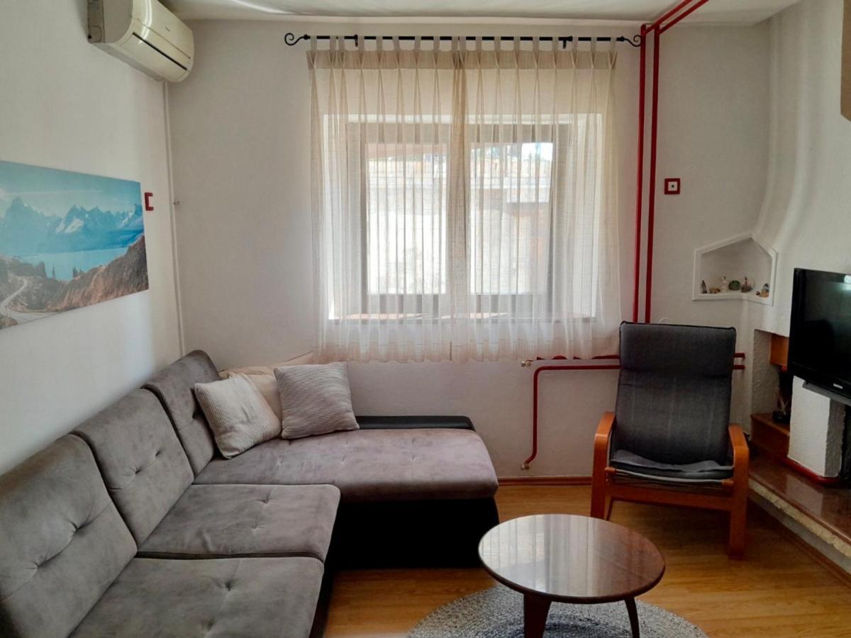 Apartment Mila With Jacuzzi Spa Пула Экстерьер фото